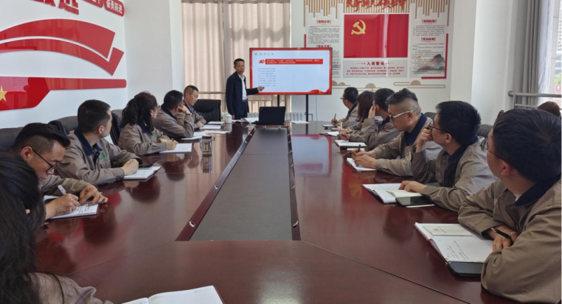 恪守“六大紀律” 筑牢思想根基——集團黨委委員、紀委書記赴朝物開投公司黨支部講授專題黨課